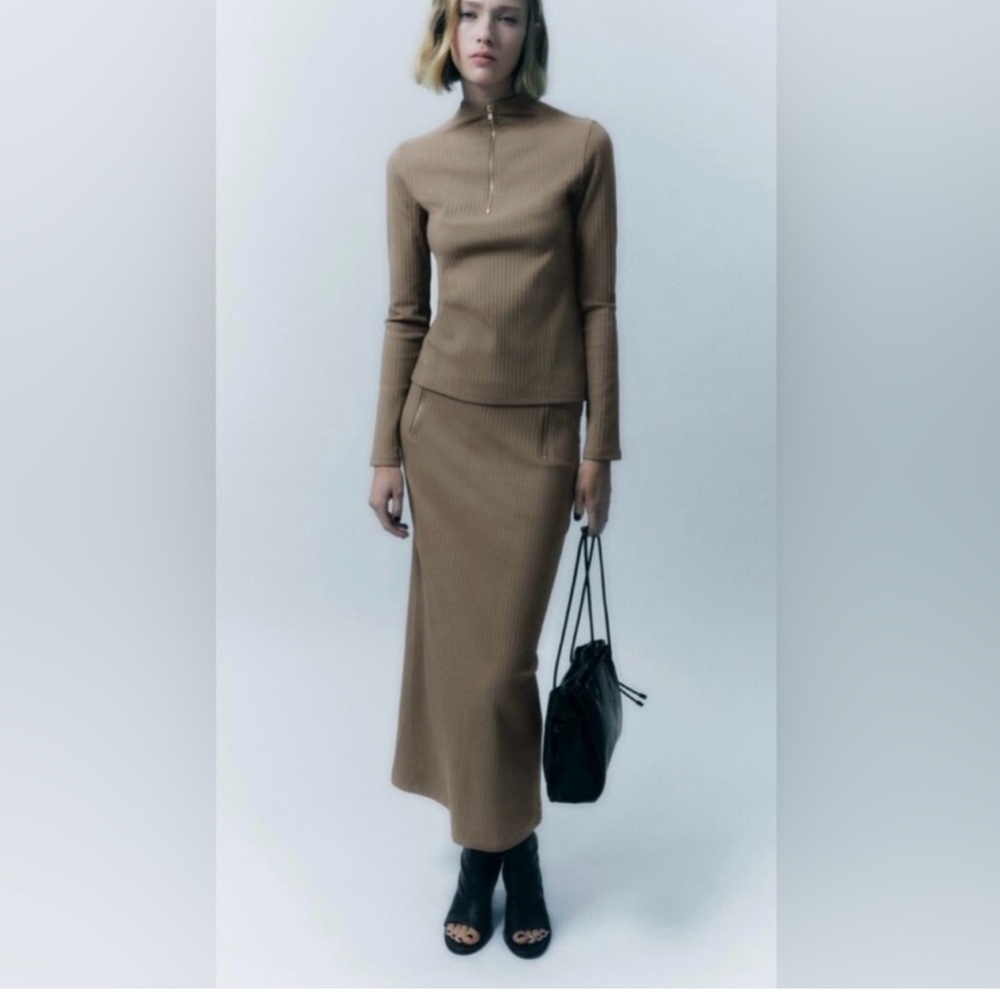 Zara ribbed zipper midi skirt